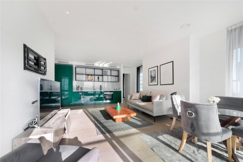 Main image of property: Wards Place, London, E14