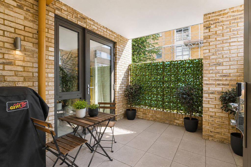 Apartment in London - View 4