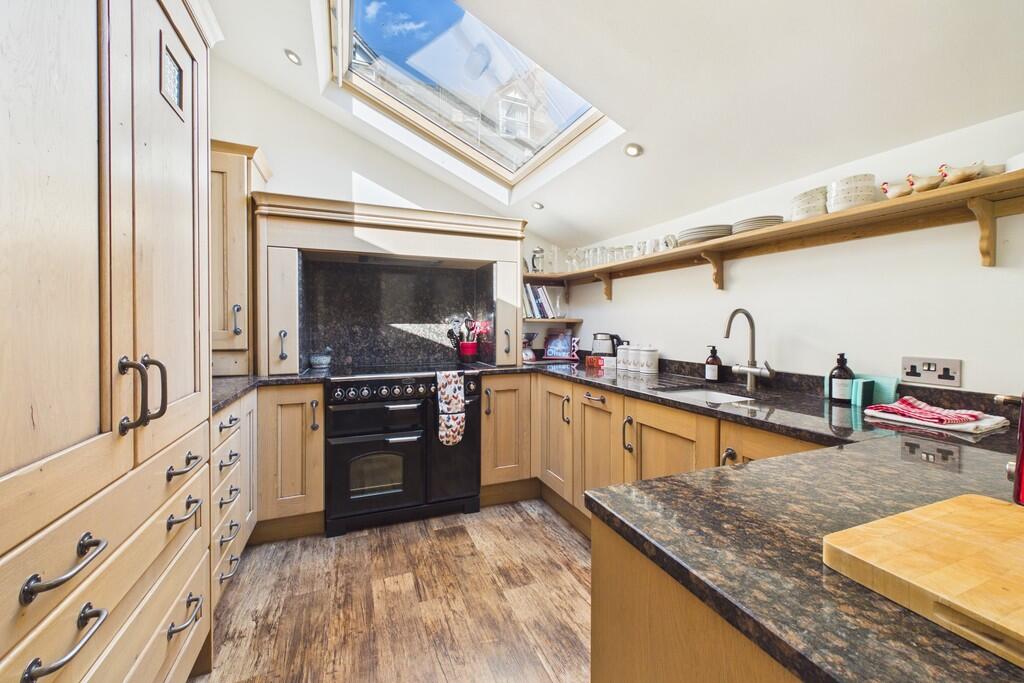 House in Lancaster - View 5