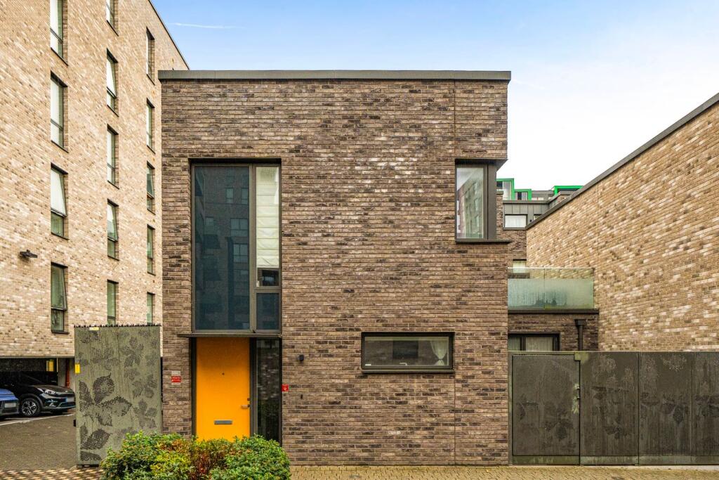 Main image of property: Fergus Street, London, SE10