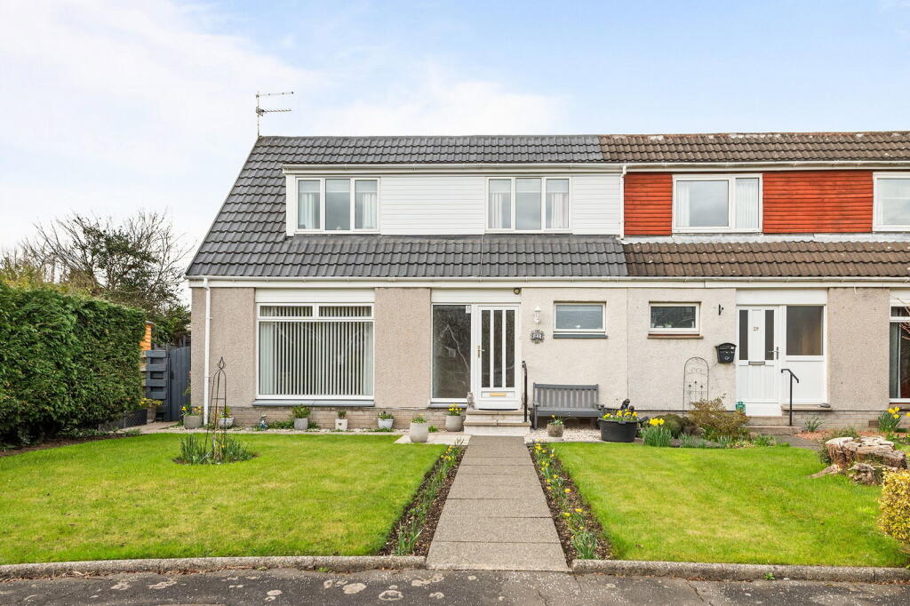 Main image of property: 27 Lathallan Drive, Polmont, FK2 0PD