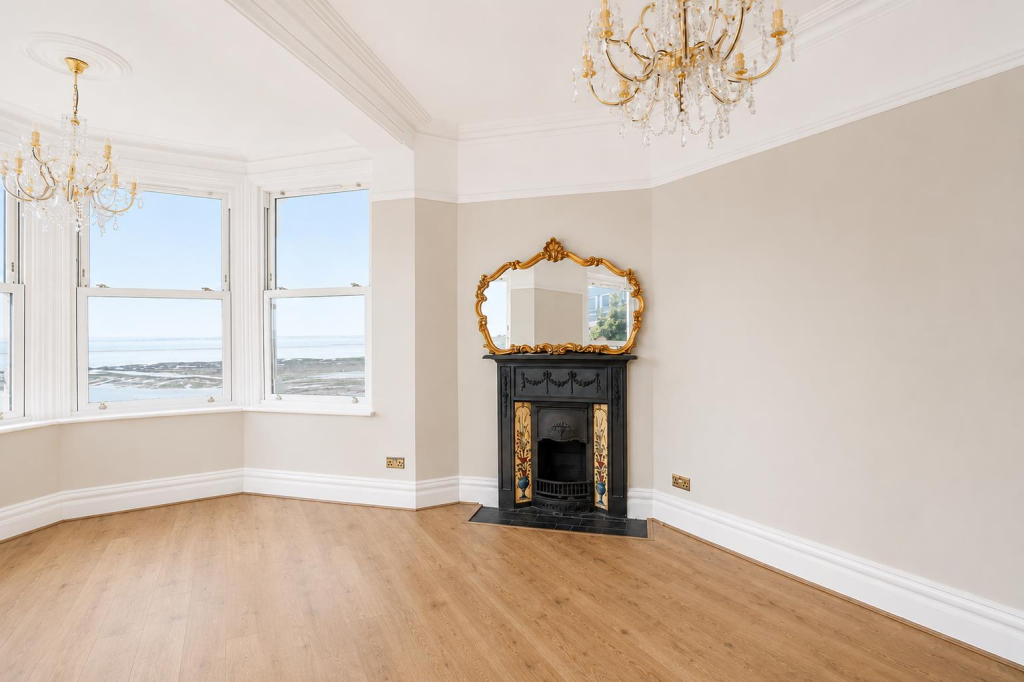 Apartment in Southend-on-Sea, Milton, Westcliff-on-Sea - View 5