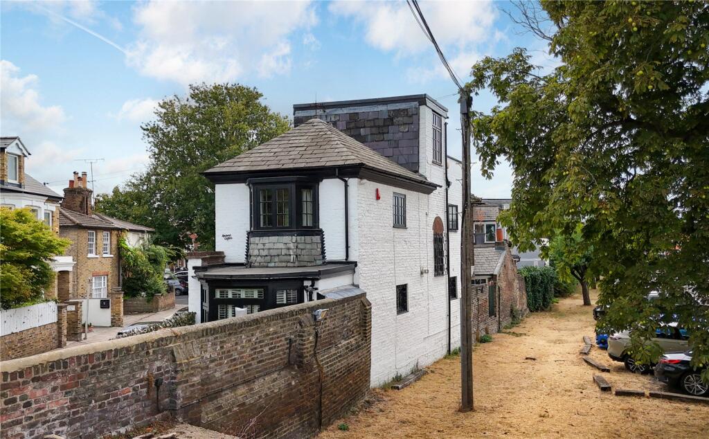 Main image of property: Kew Foot Road, Richmond, Surrey, TW9