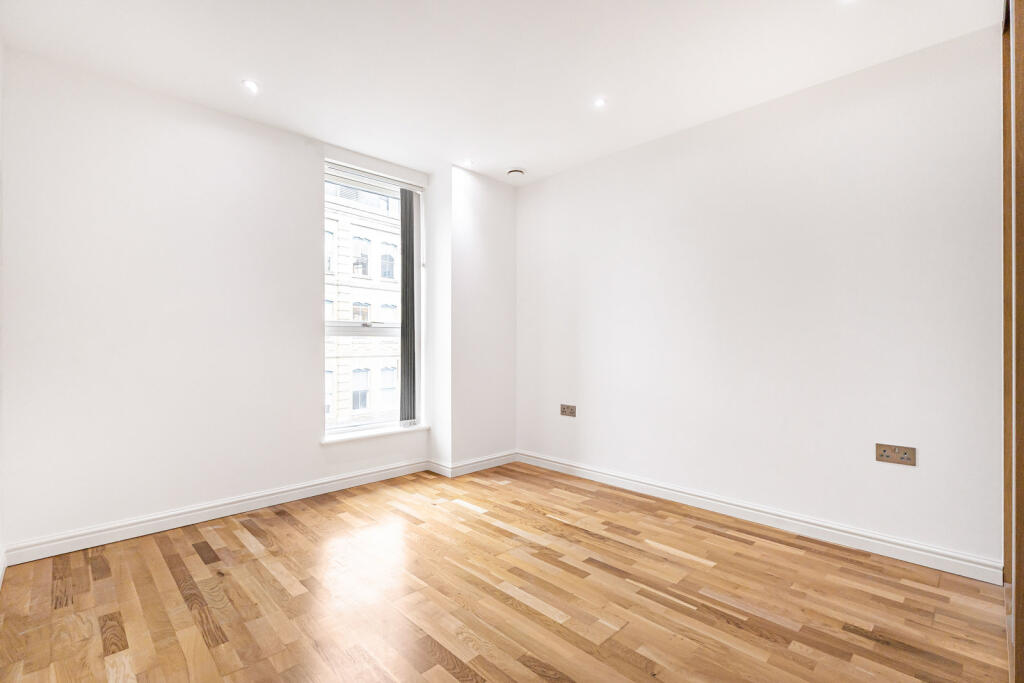 Apartment in London, Spitalfields, Whitechapel - View 4