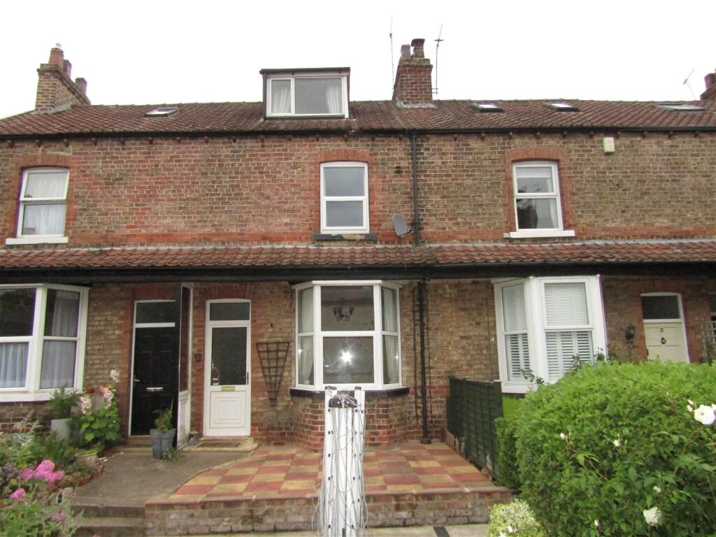 Main image of property: Chatsworth Terrace, Boroughbridge, York