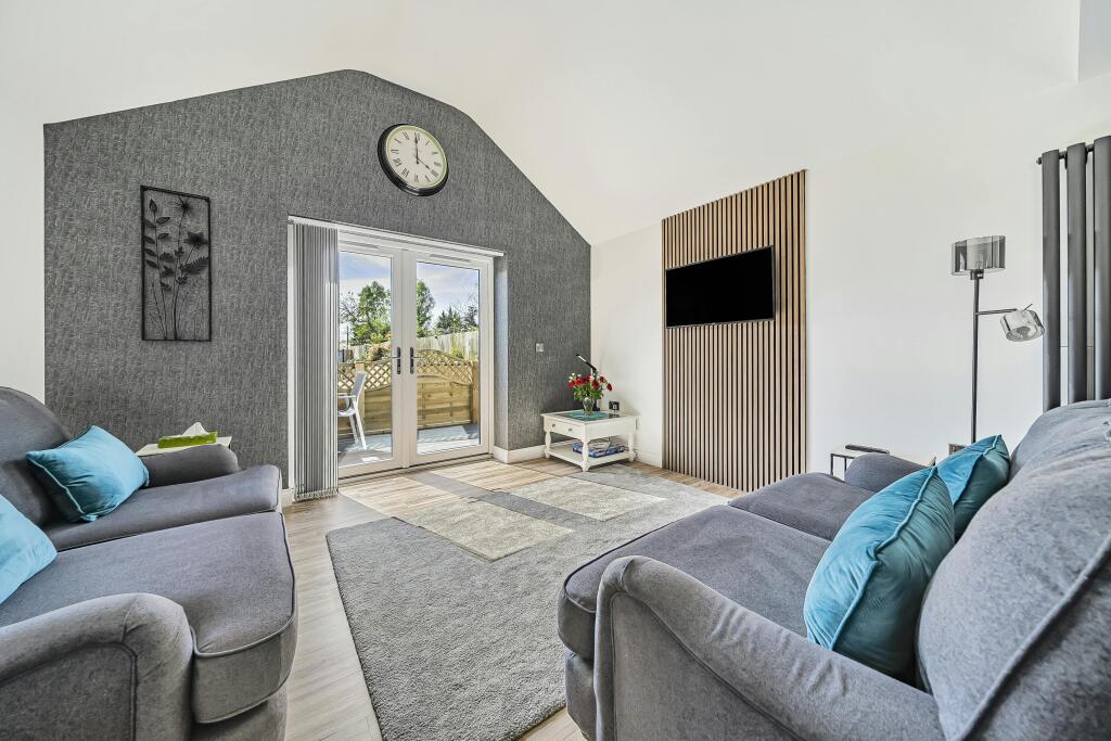 Sitting Room  The Courtyard.jpg