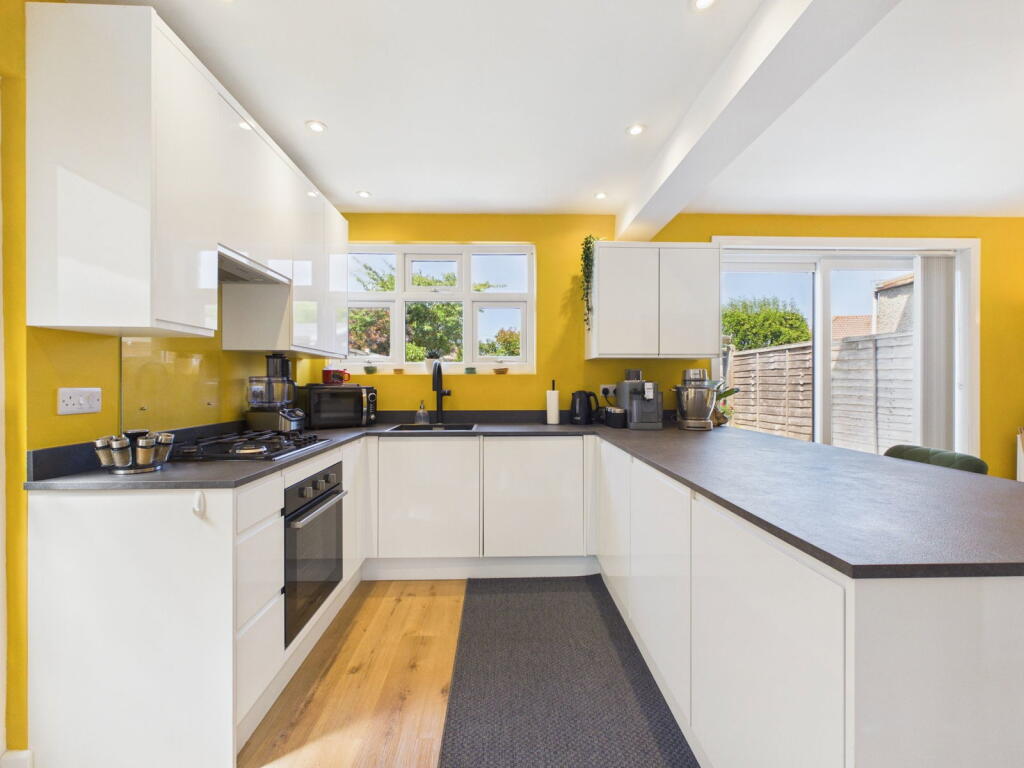 Pelham Road, Worthing, BN13 - View 3