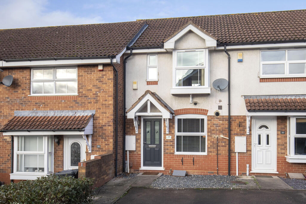 Main image of property: Dodington Close, Barnwood GL4 3JG