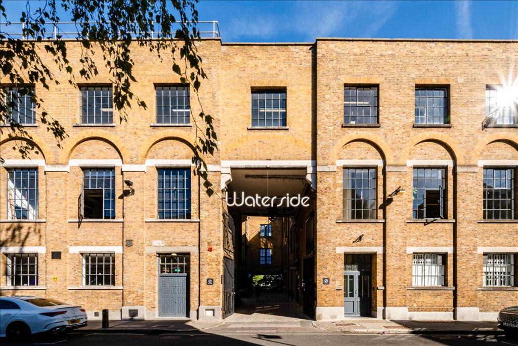 Main image of property: Waterside, Angel, N1