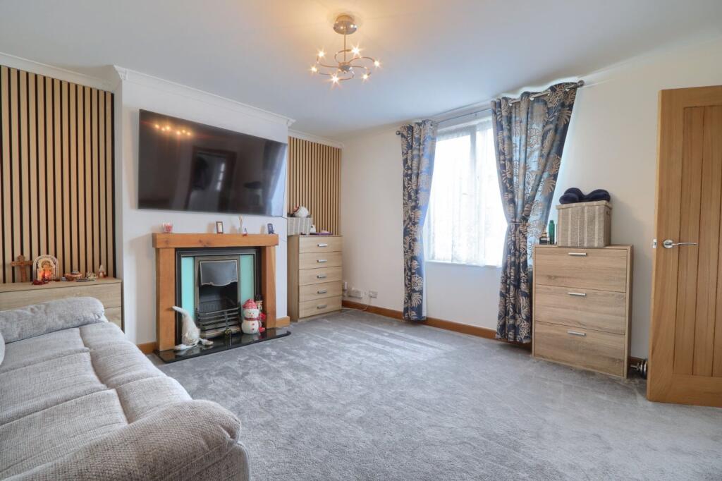 Windermere Road, Stockton-On-Tees, TS18 photo 3
