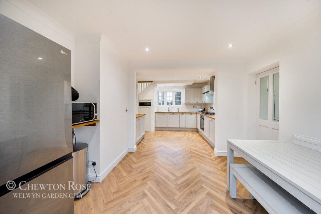 Additional image 7 of Manor Road, ST ALBANS