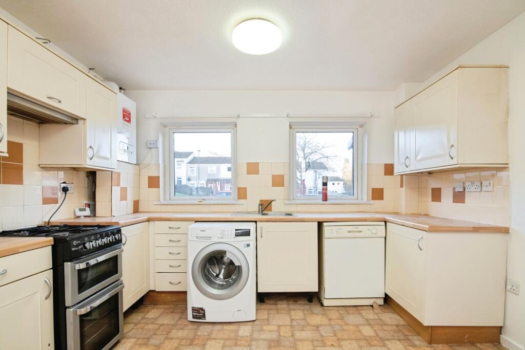 Tarrington Covert, BIRMINGHAM, West Midlands, B38 photo 3