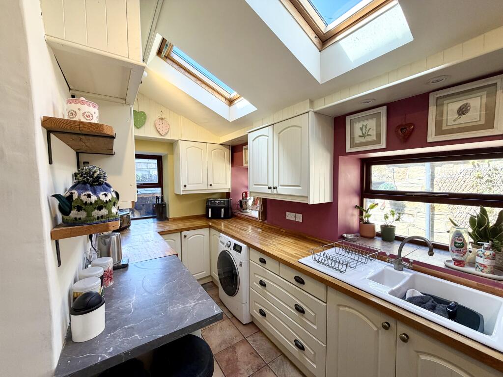 House in York - View 3