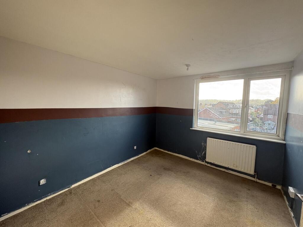 Apartment in Waverley, Frith Hill, Godalming - More