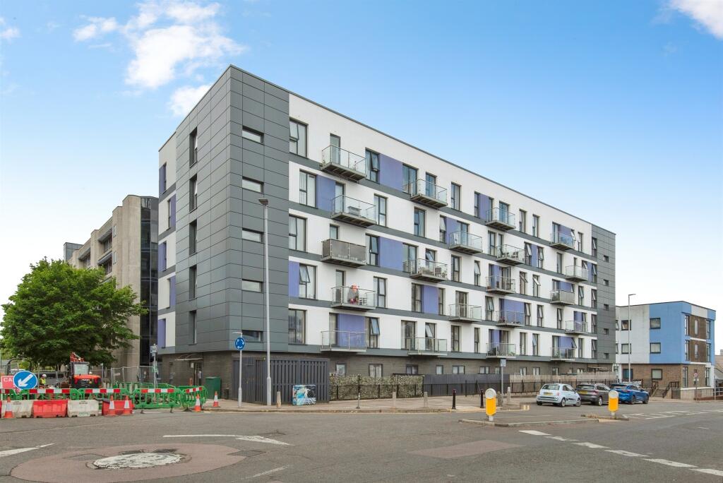 Main image of property: Swingate, STEVENAGE