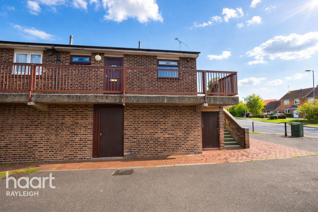 Main image of property: Wells Gardens, Basildon