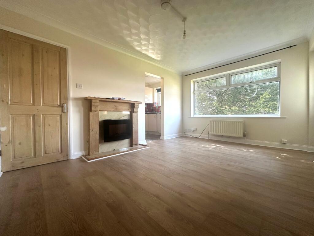 Apartment in Southampton - View 3