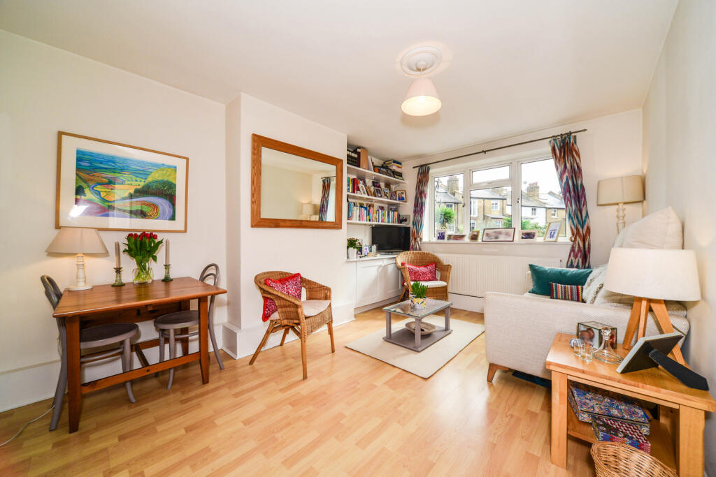 Main image of property: Pavillion Chambers, London, SW11