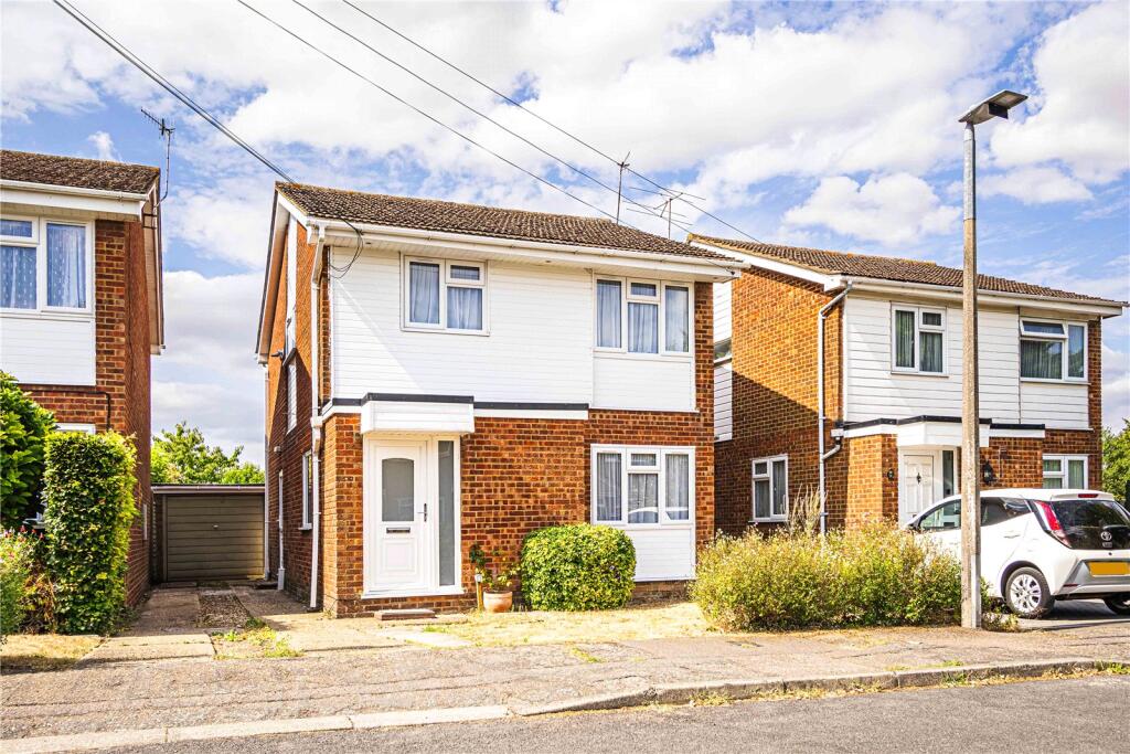 Main image of property: Ashmore Gardens, Leverstock Green, Hemel Hempstead, Hertfordshire, HP3