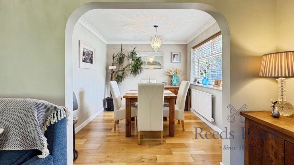 The Oaks, Walton-le-Dale, Preston, Lancashire, PR5 photo 3