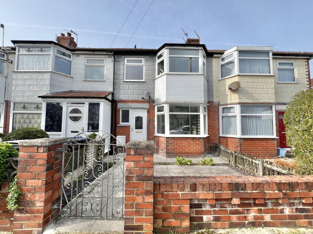 3-bed terraced on Henson Avenue,  South Shore, FY4, £135,000