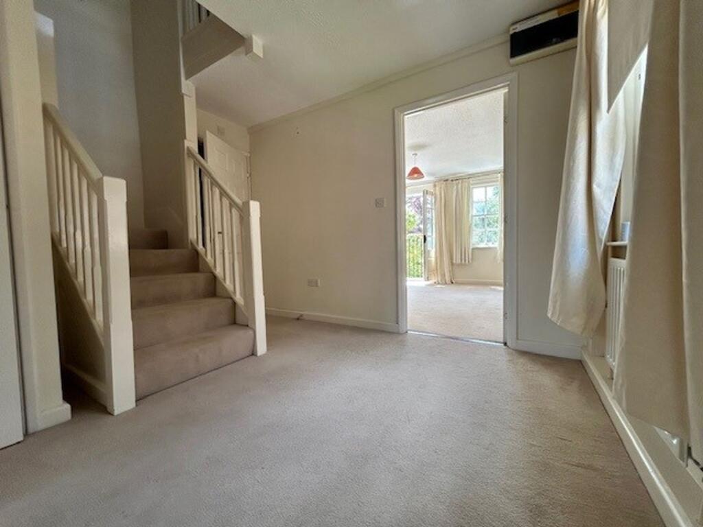 Apartment in Swindon, Marlborough - View 4