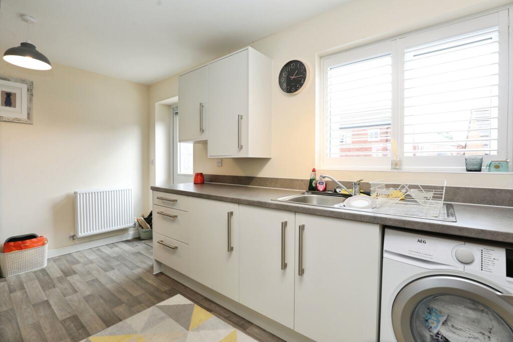 House in Stoke-on-Trent - View 5