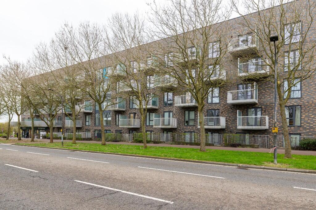 Main image of property: Leonara Walk, Milton Keynes, Buckinghamshire, MK9