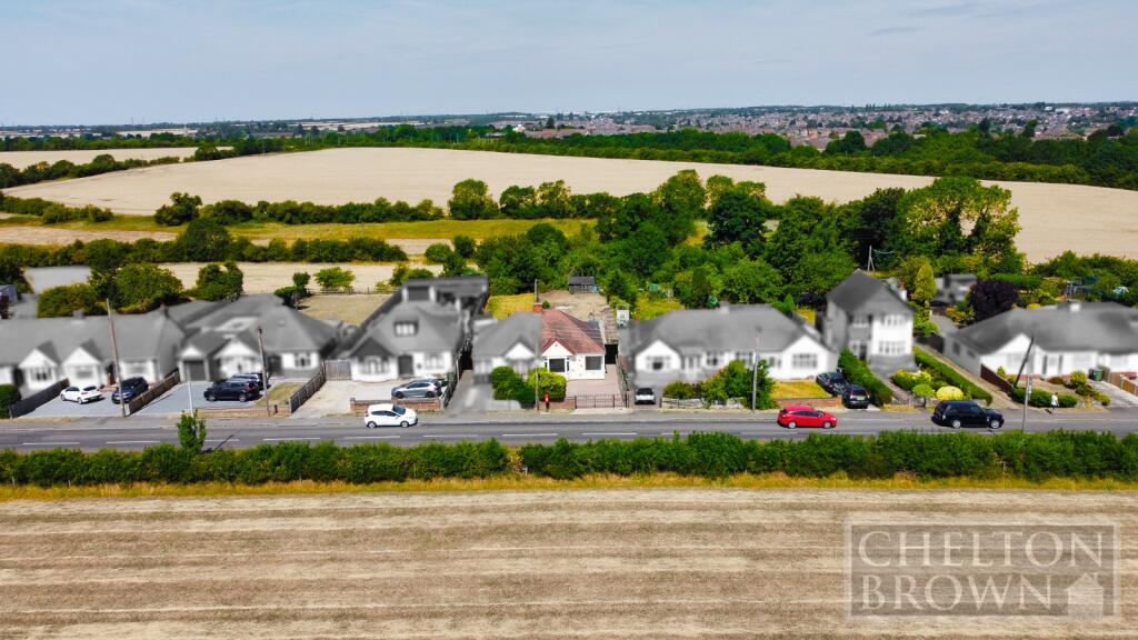 House in Great Doddington, North Northamptonshire - View 3