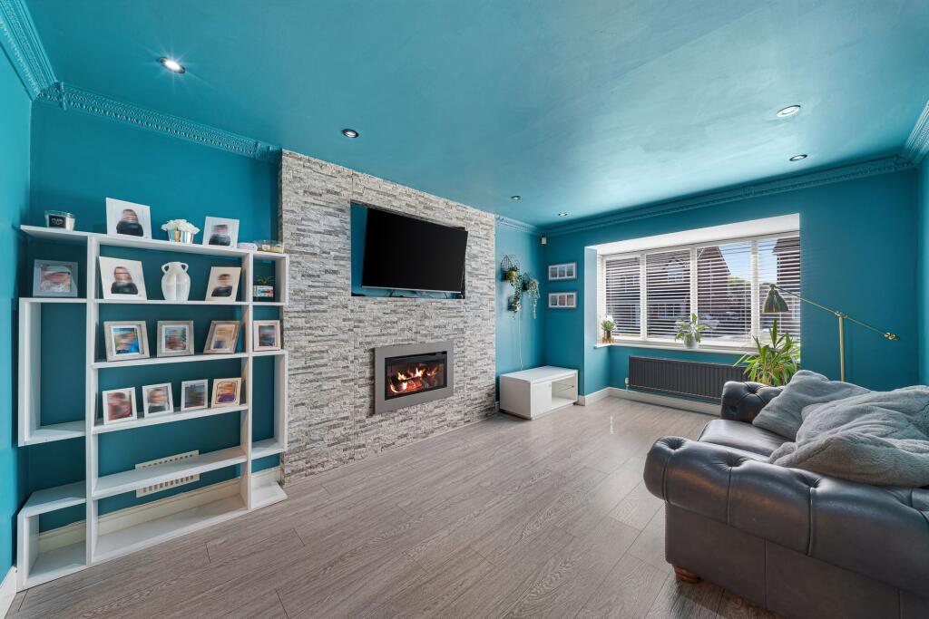 House in Widnes, Kingsway Estate - View 3