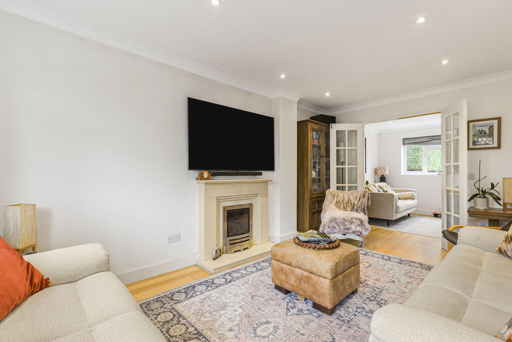 House in Cherwell, Langford Village, Bicester - View 5