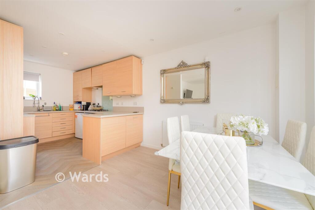 House in Dartford - View 4