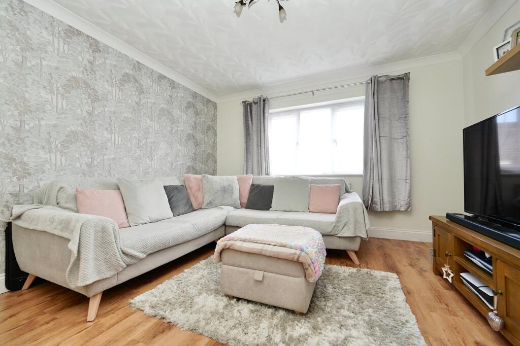 Grange Close, Sawtry, Huntingdon, PE28 photo 4