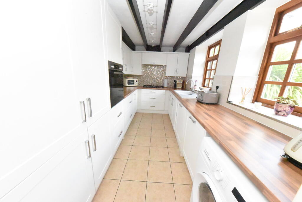House in Birmingham, West Midlands - View 5
