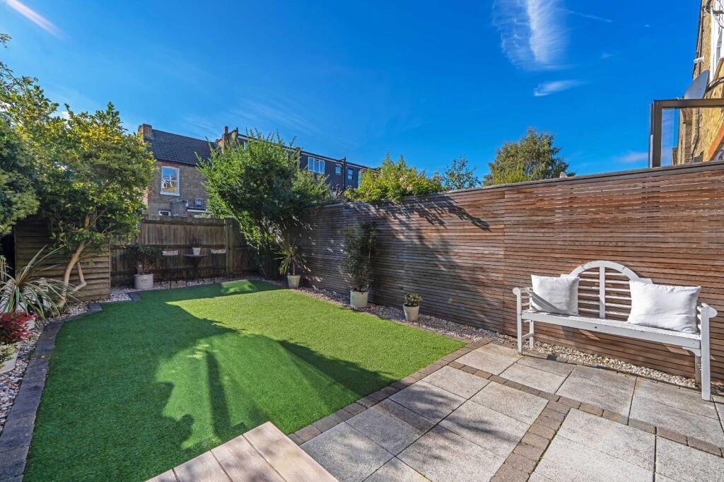 House in London - More