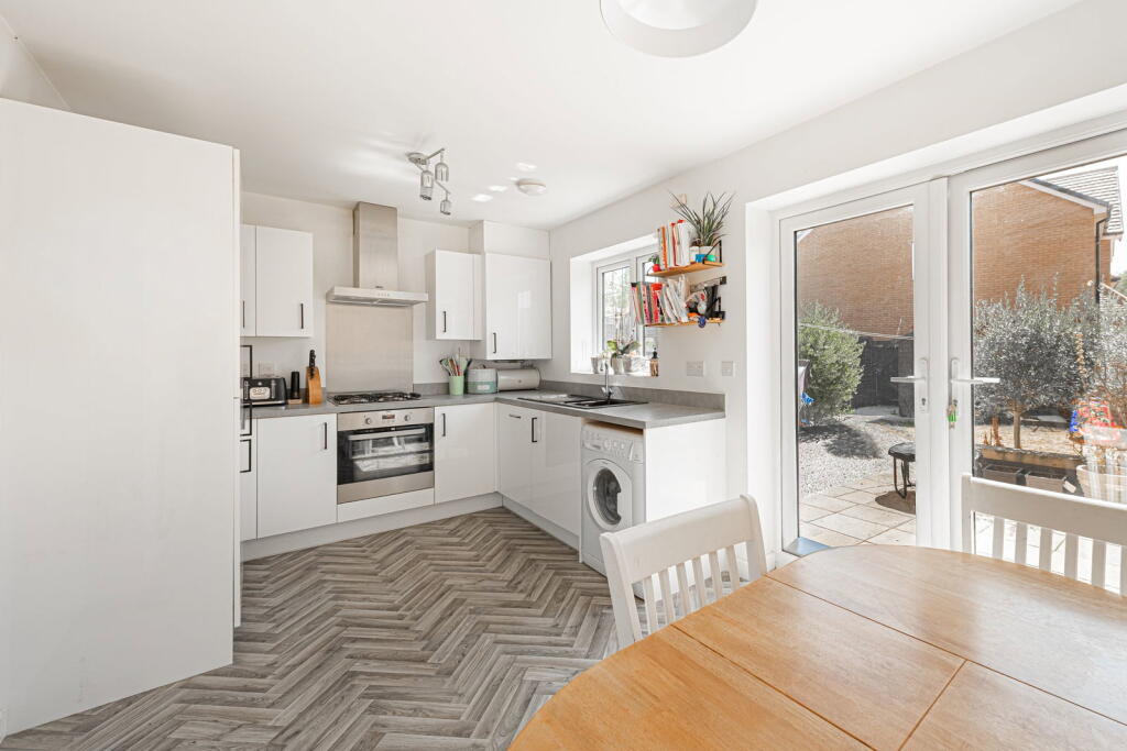 House in Peterborough - View 4