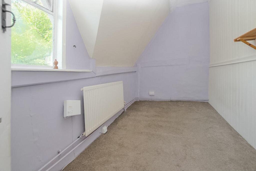 House in Gloucester - More