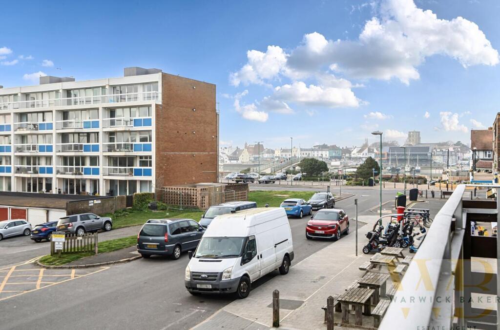 Main image of property: Flat 2, Ferrywaye Court, Ferry Road, Shoreham-By-Sea