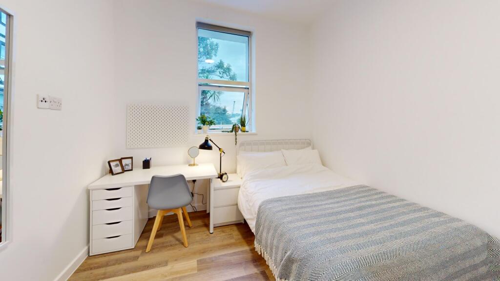 Apartment in Truro - View 5