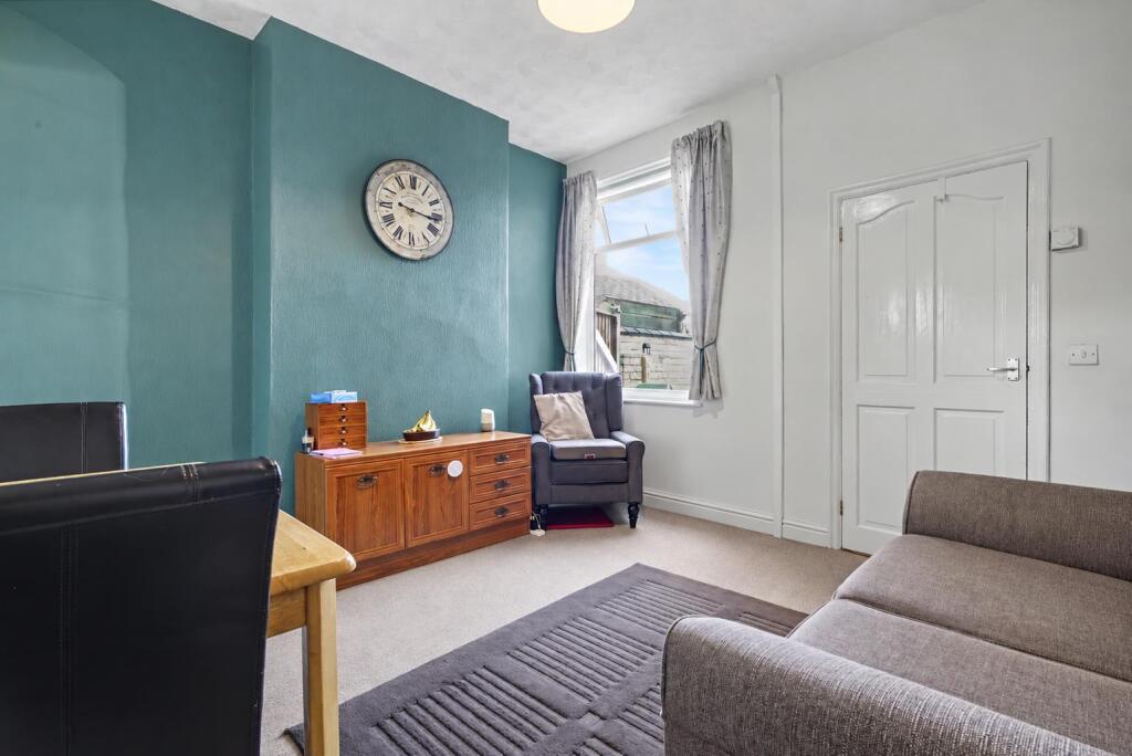 House in Nottingham - View 3