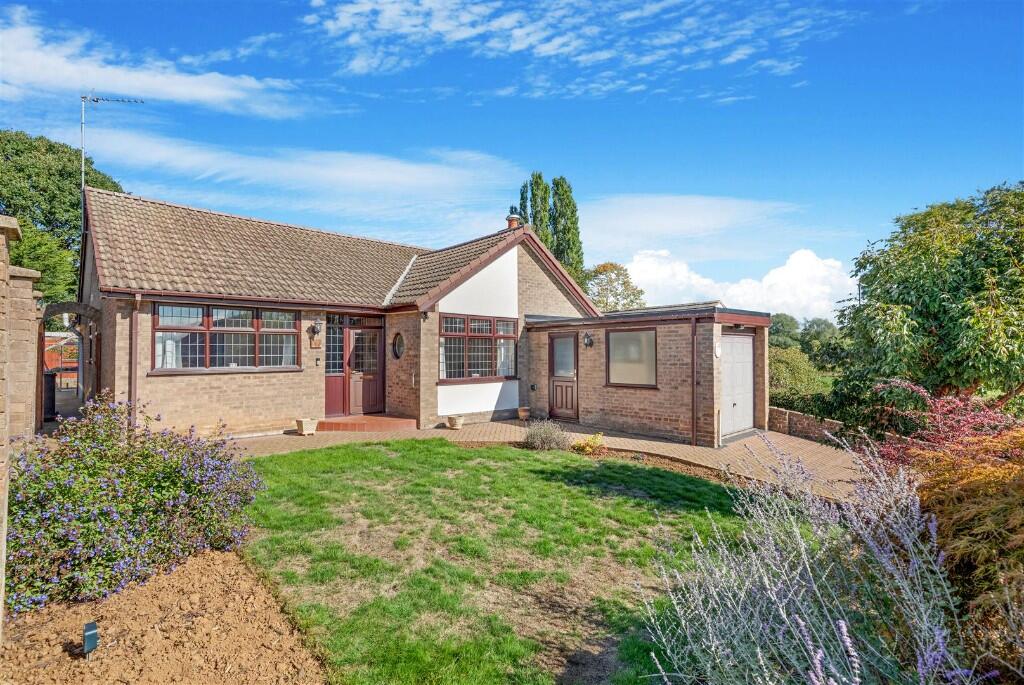 Main image of property: East Avenue, Kettering, Northamptonshire, NN15