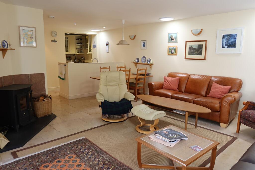House in Plockton IV52 8TG, Highland - View 5