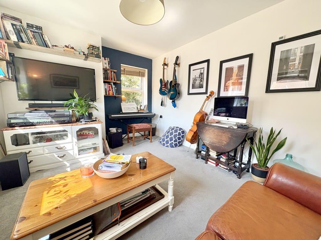 Apartment in Poole - View 5