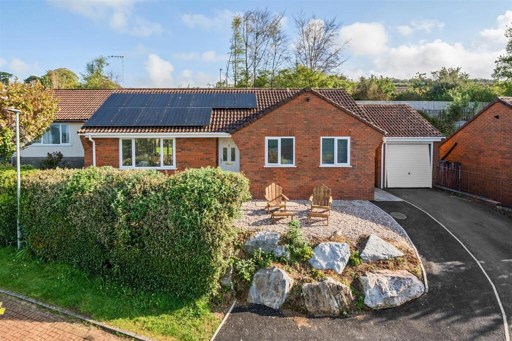 Main image of property: New Meadow, Ivybridge
