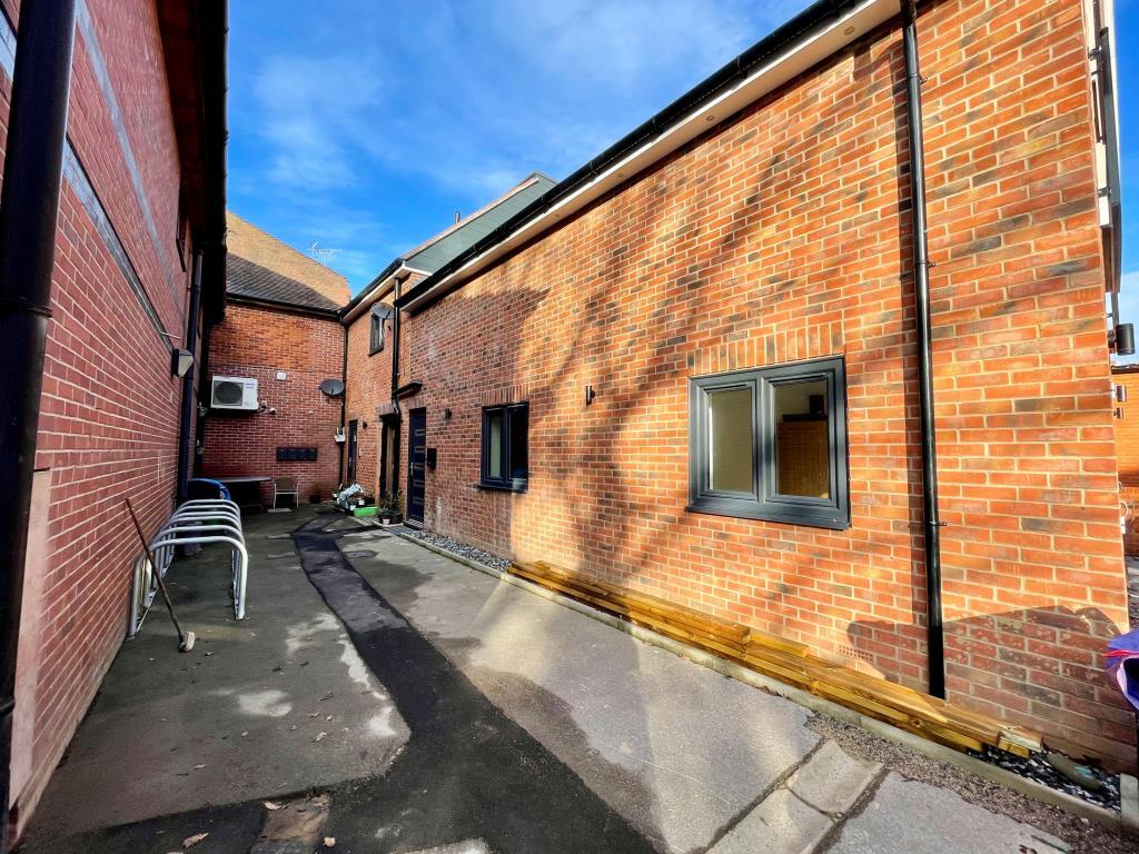 Main image of property: Finchampstead Road, Finchampstead, RG40