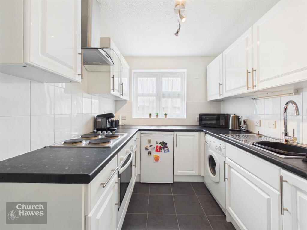 Apartment in Chelmsford, South Woodham Ferrers - View 5
