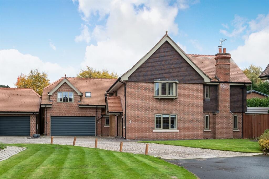 Main image of property: Oak Park, Alderley Edge