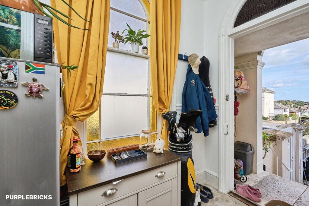 Apartment in Ryde, Isle of Wight - View 4