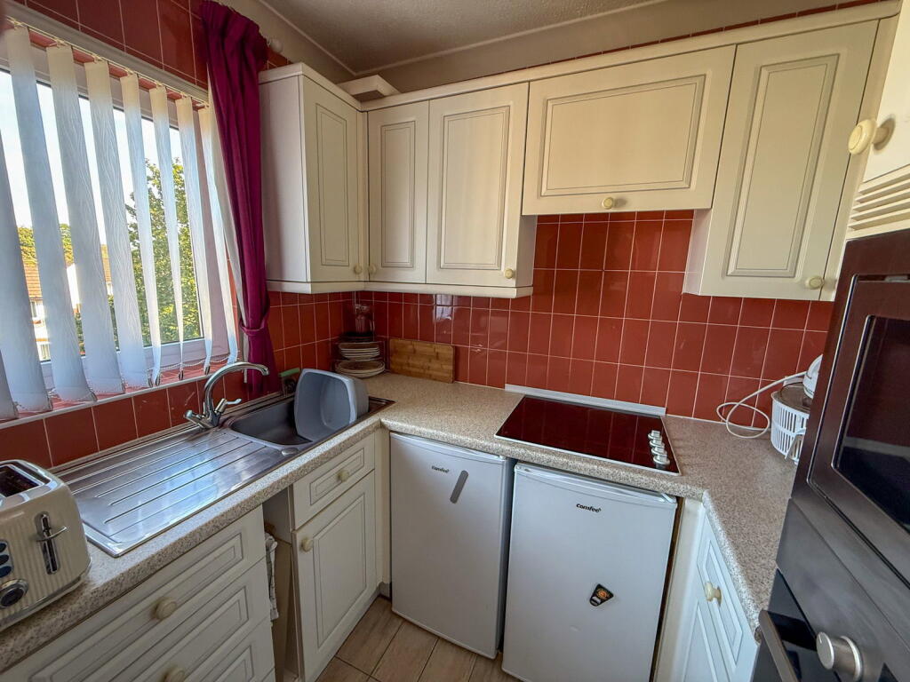 Apartment in Torquay - View 4