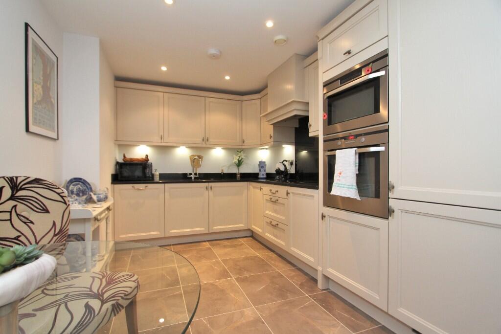 Darley Road, Eastbourne photo 5